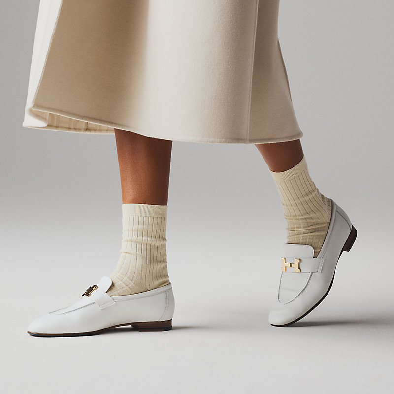 モカシン《パリ》 - ホワイト | Hermès - エルメス-公式サイト